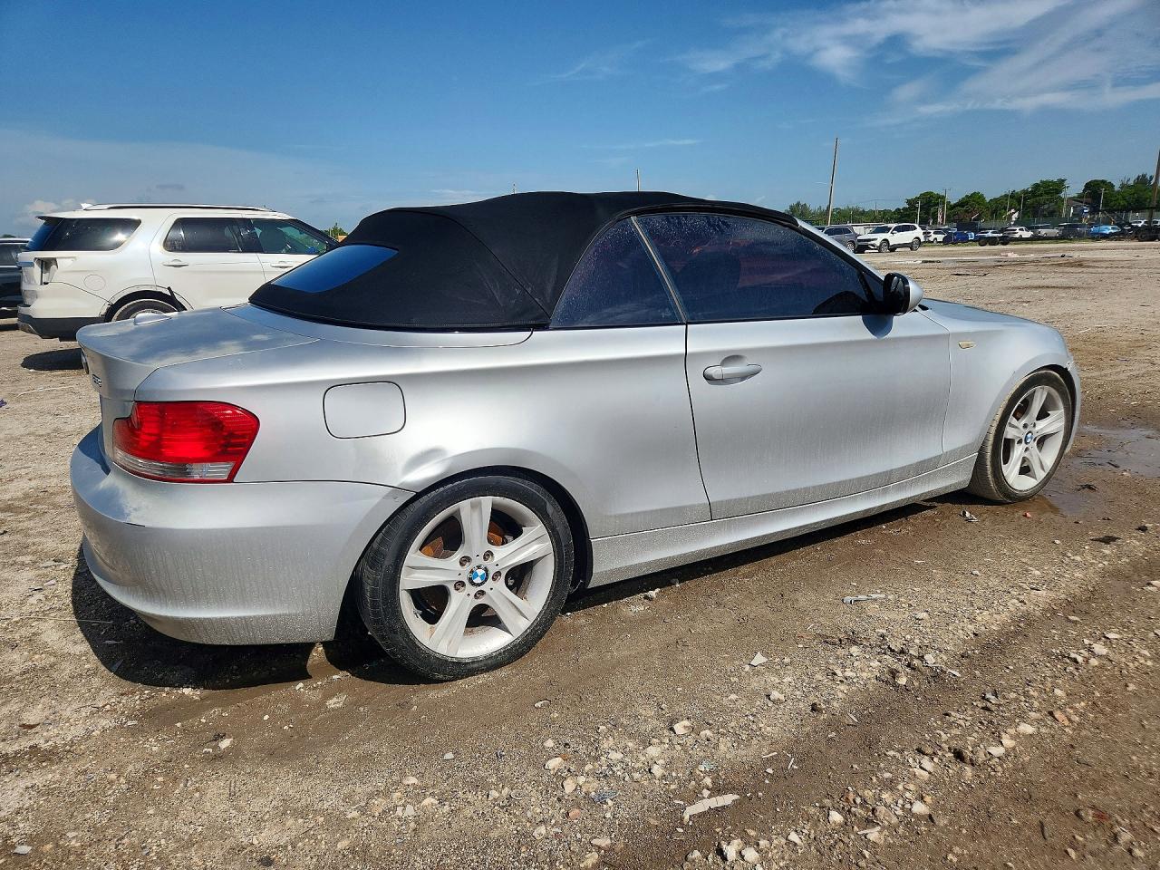 2011 BMW 1 SERIES