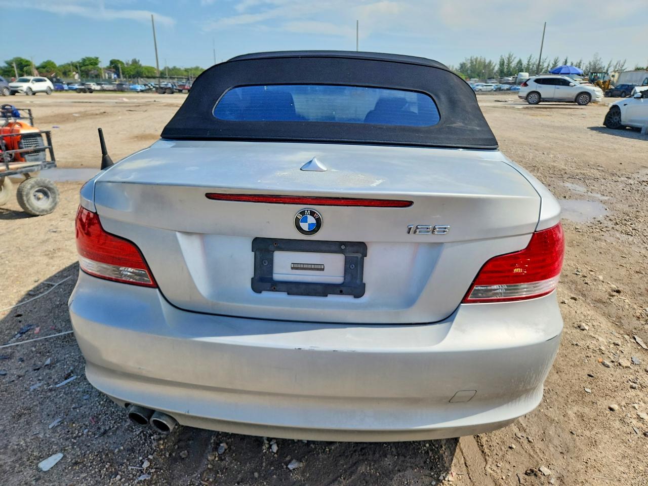 2011 BMW 1 SERIES