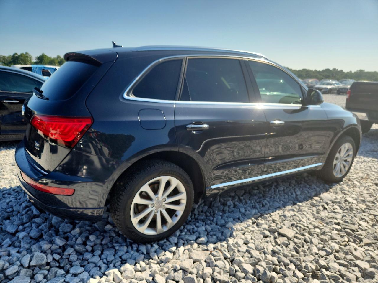 2015 AUDI Q5