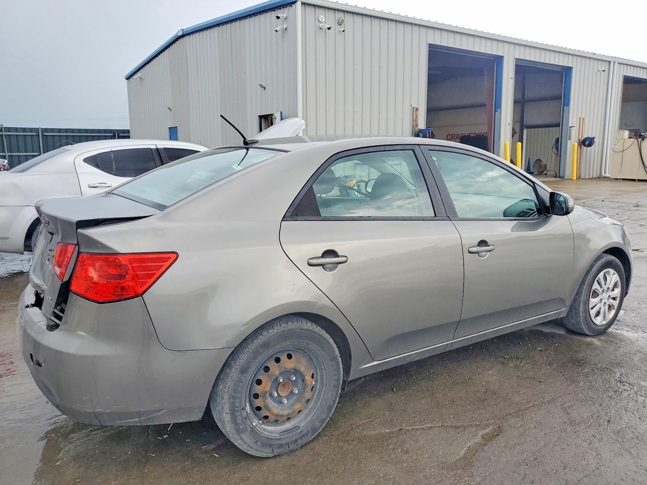 2011 KIA FORTE