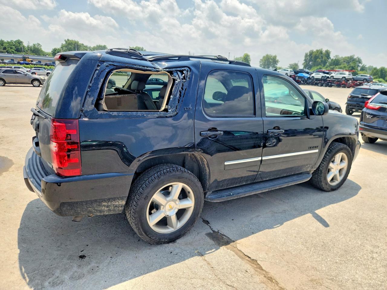 2010 CHEVROLET TAHOE