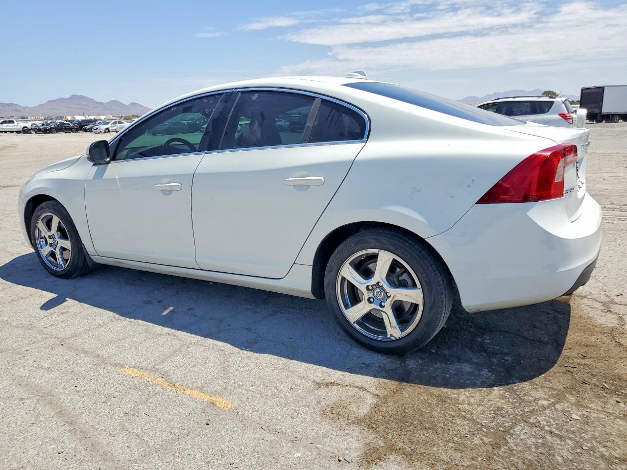 2012 VOLVO S60