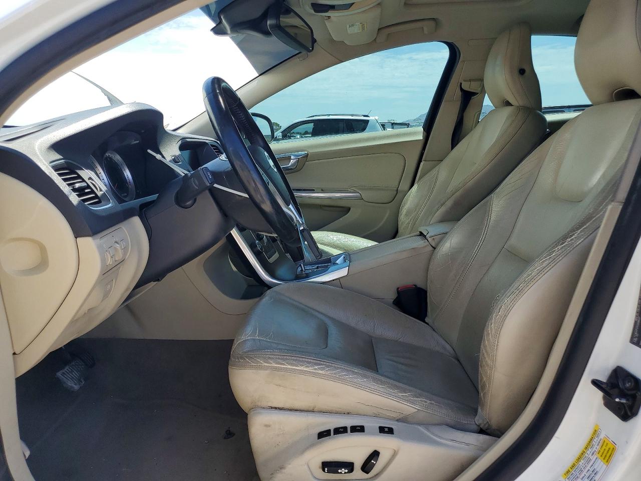 2012 VOLVO S60