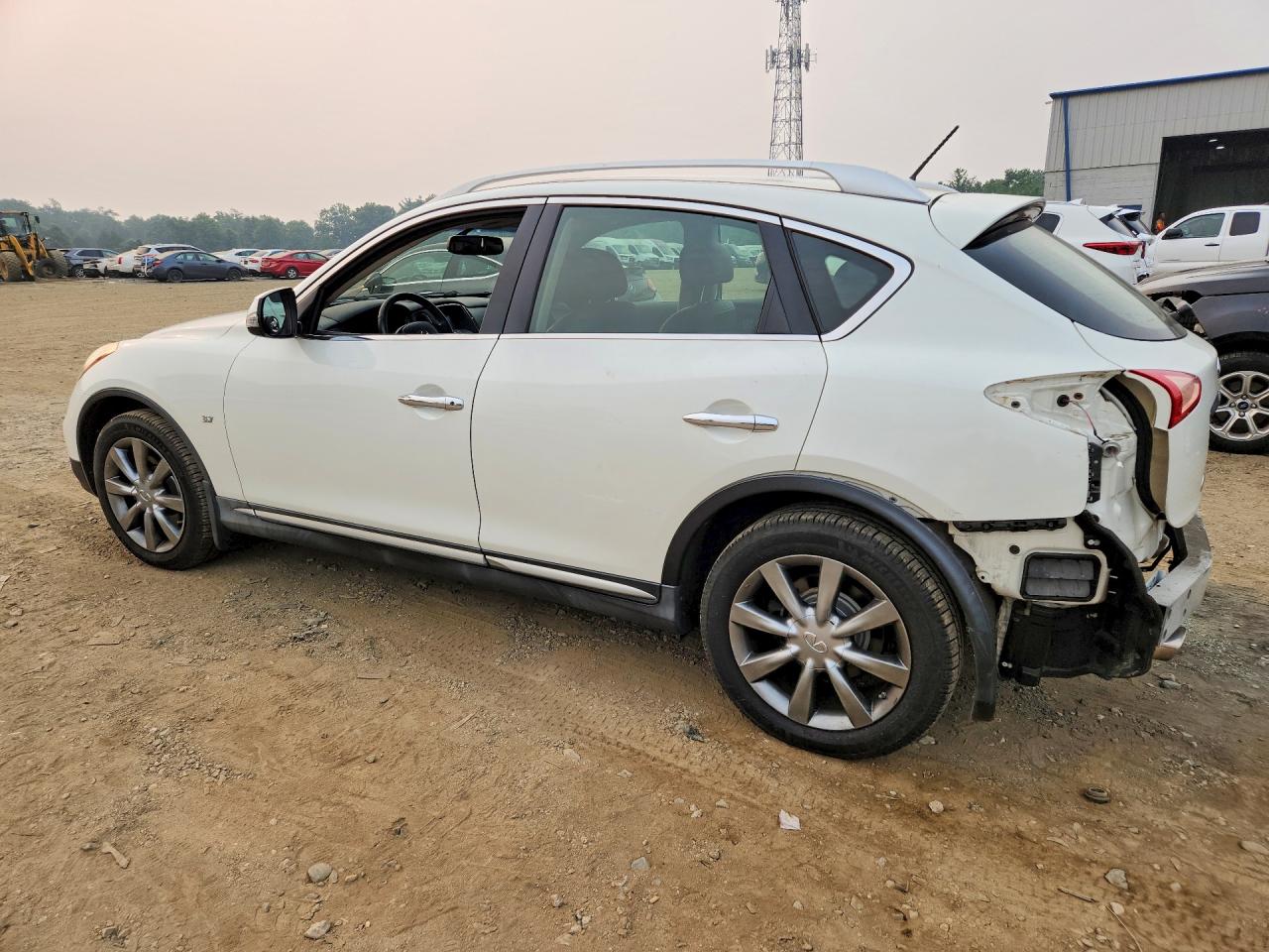 2016 INFINITI QX50