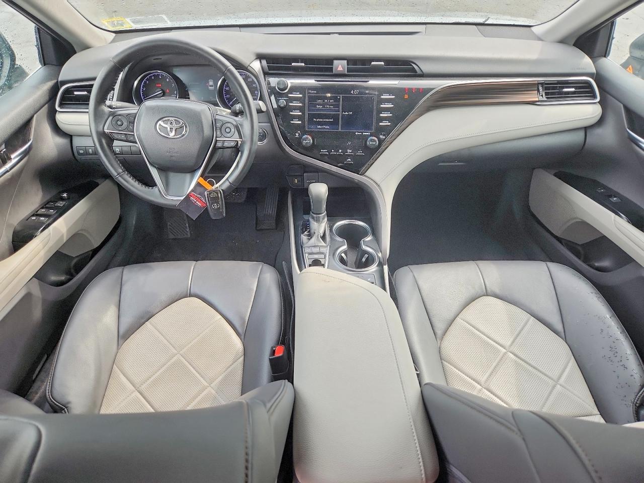2019 TOYOTA CAMRY