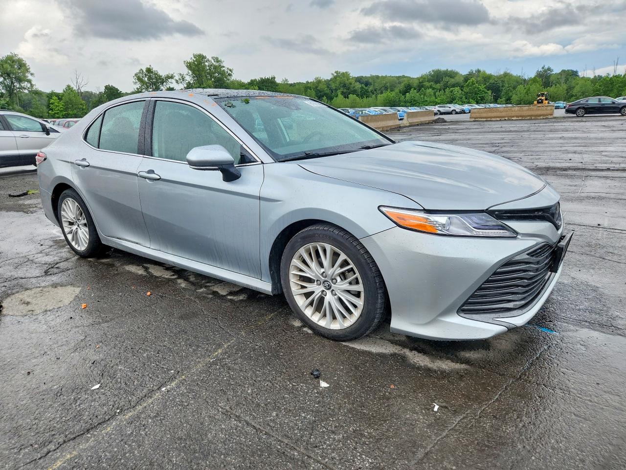 2019 TOYOTA CAMRY