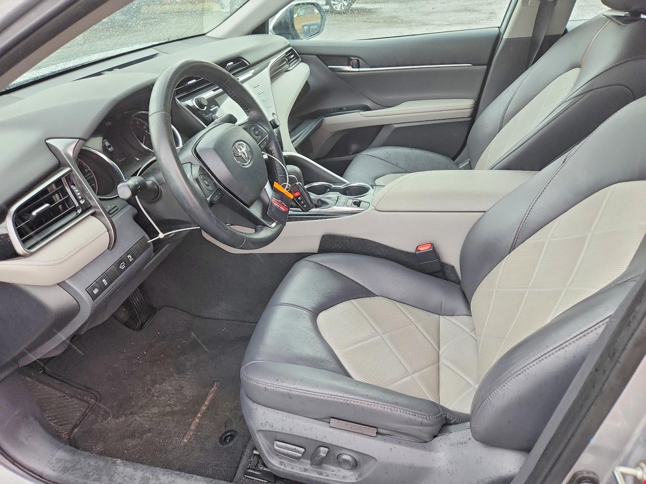 2019 TOYOTA CAMRY