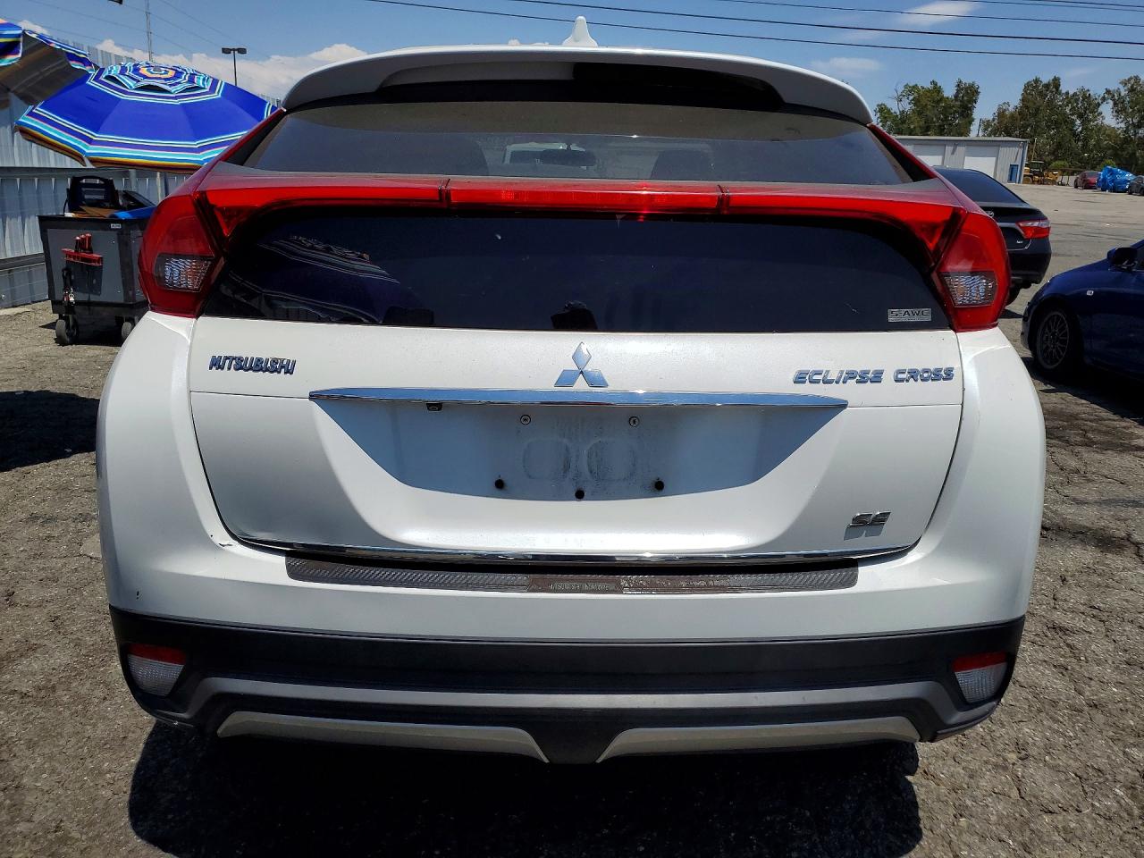 2018 MITSUBISHI ECLIPSE