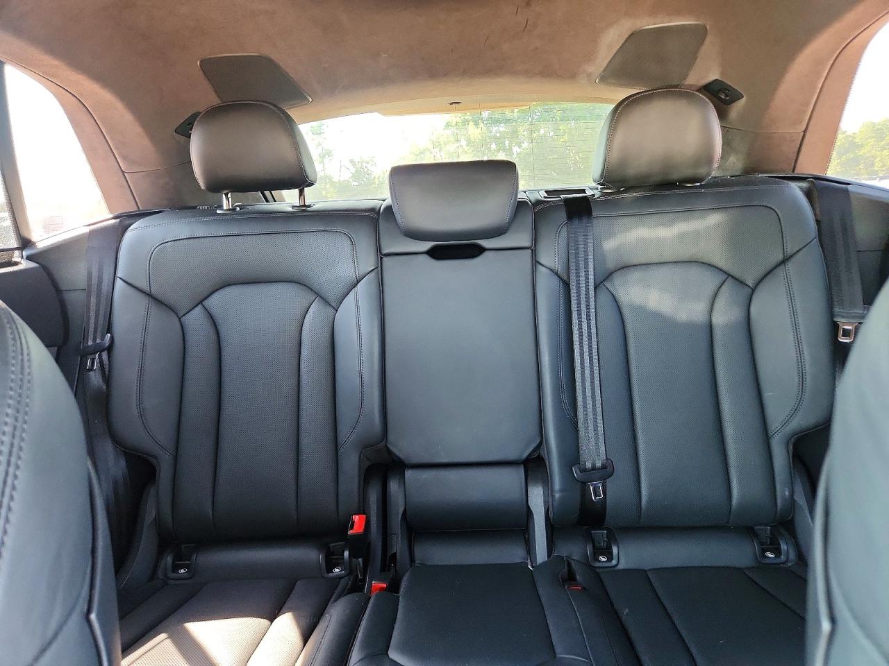 2019 AUDI Q8