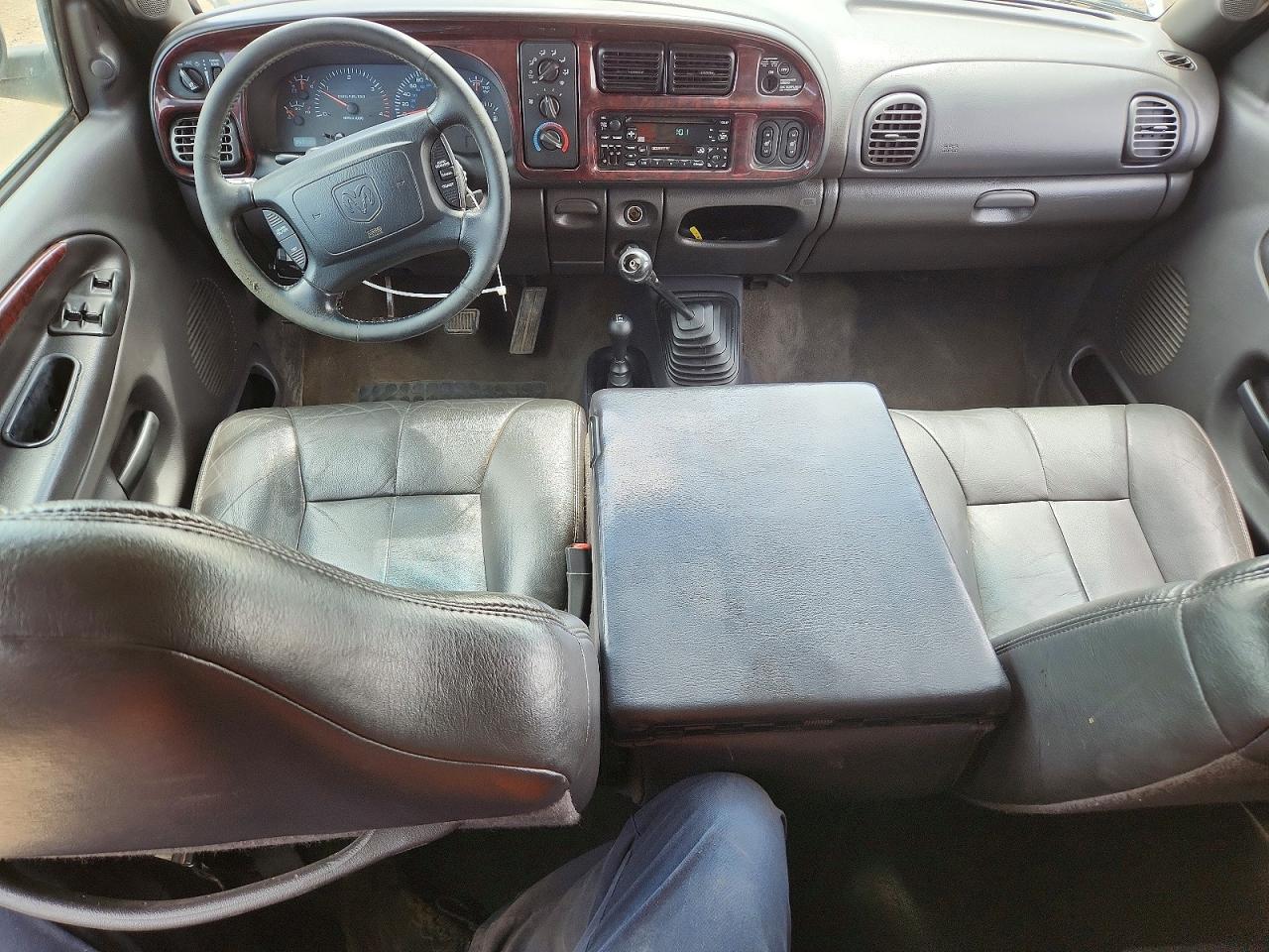 2001 DODGE RAM 2500