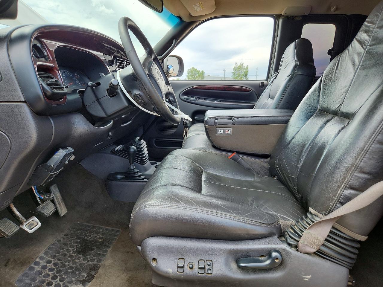 2001 DODGE RAM 2500