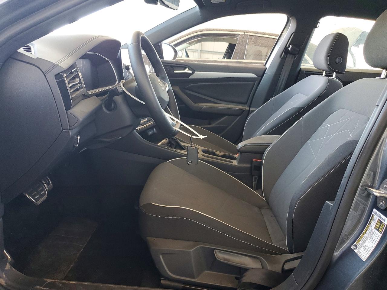 2025 VOLKSWAGEN JETTA
