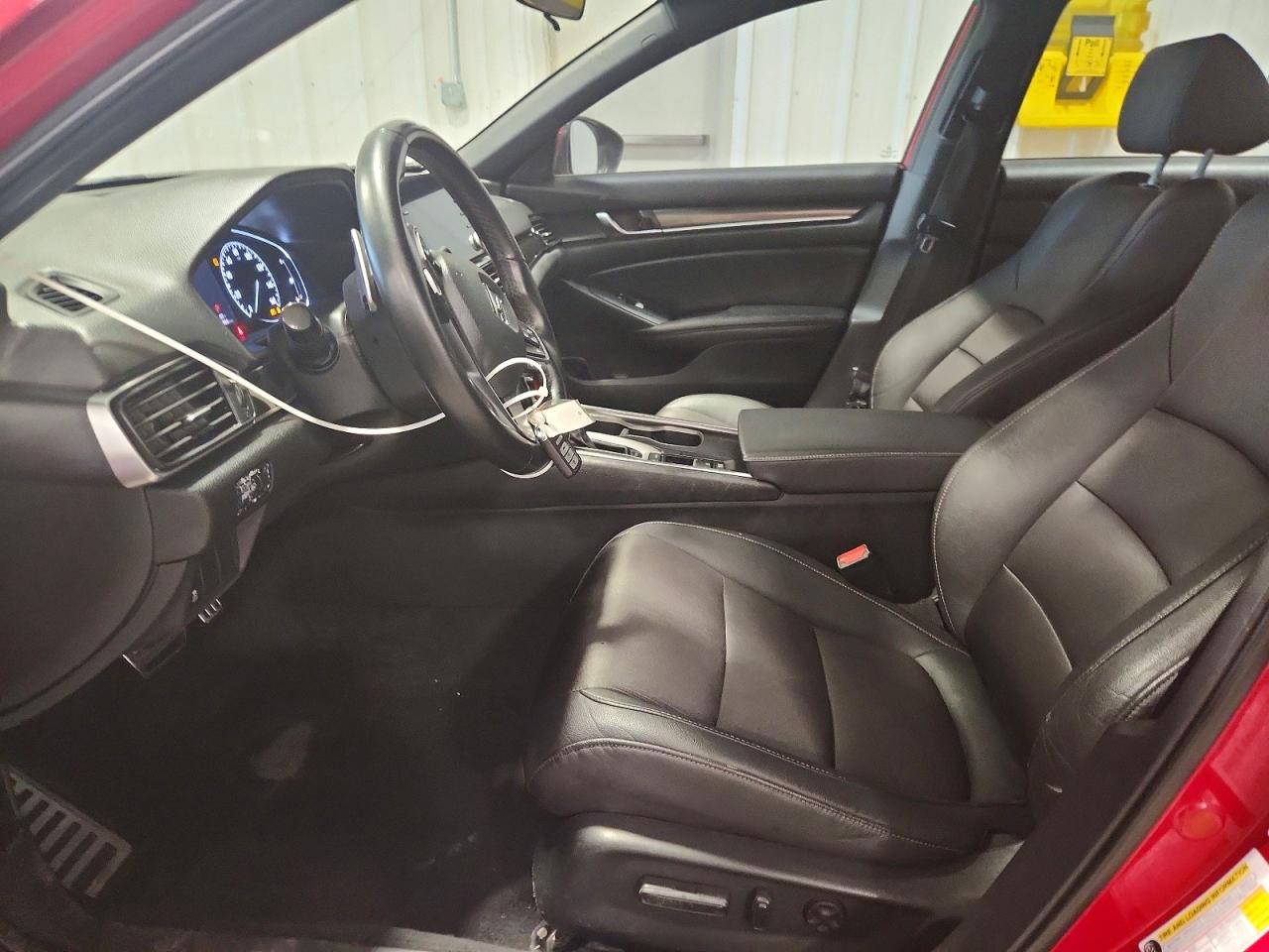 2019 HONDA ACCORD