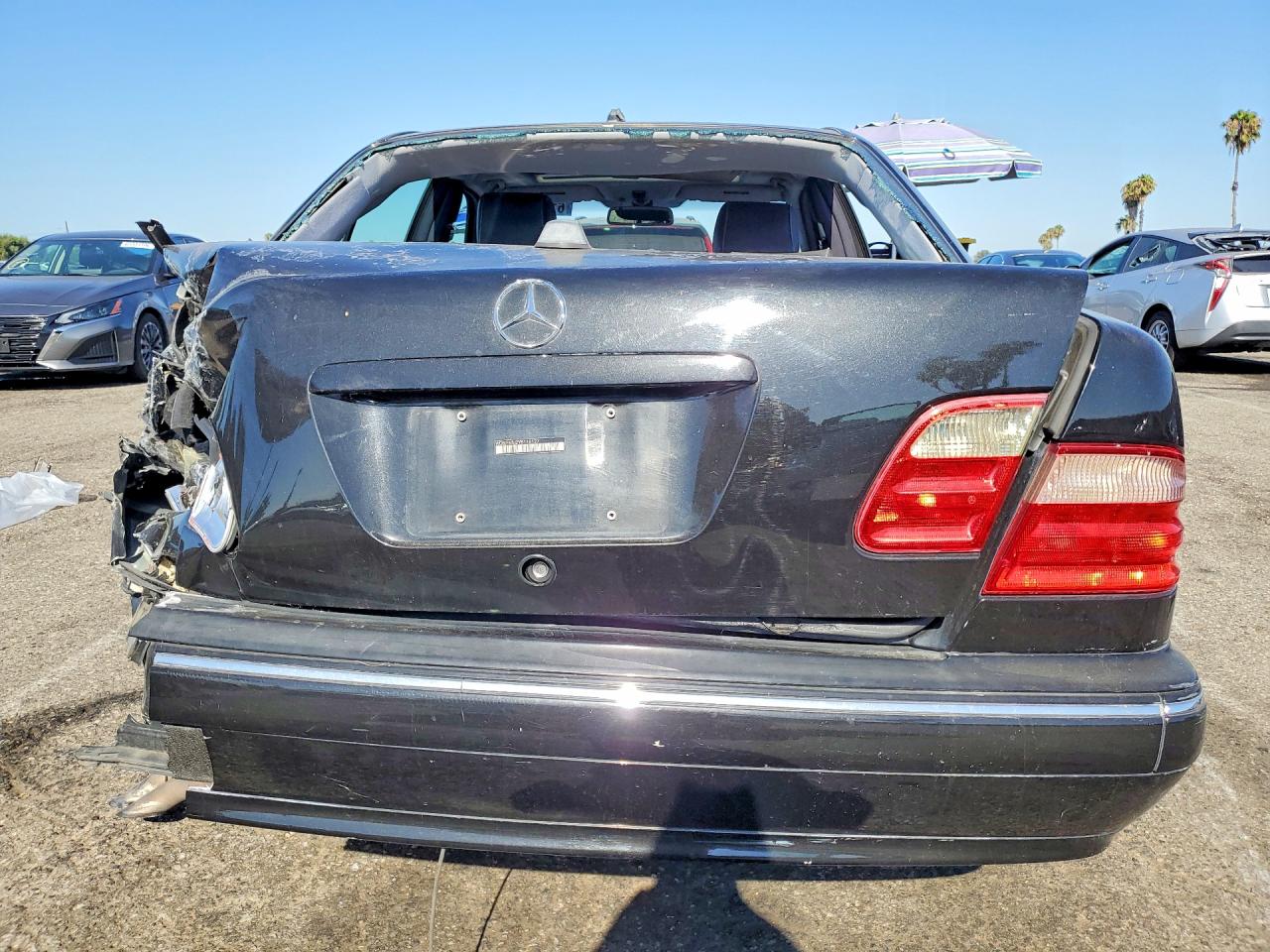 2000 MERCEDES-BENZ E-CLASS