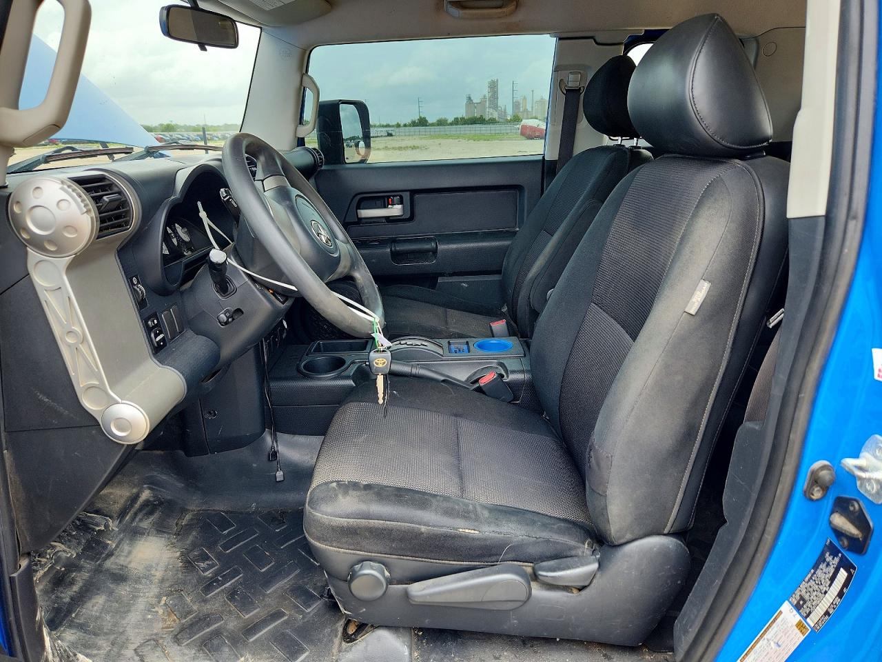 2008 TOYOTA FJ CRUISER