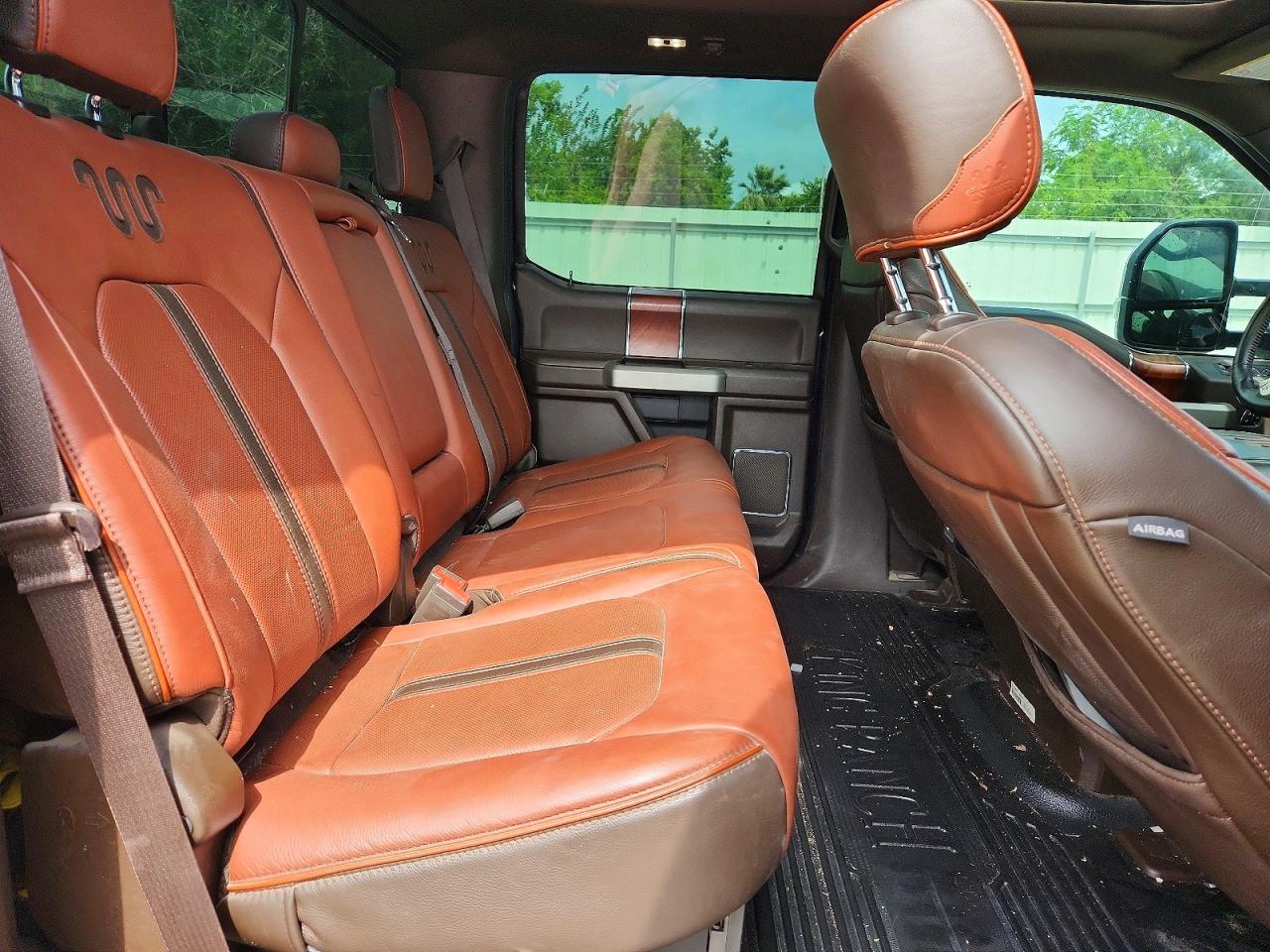 2022 FORD F350