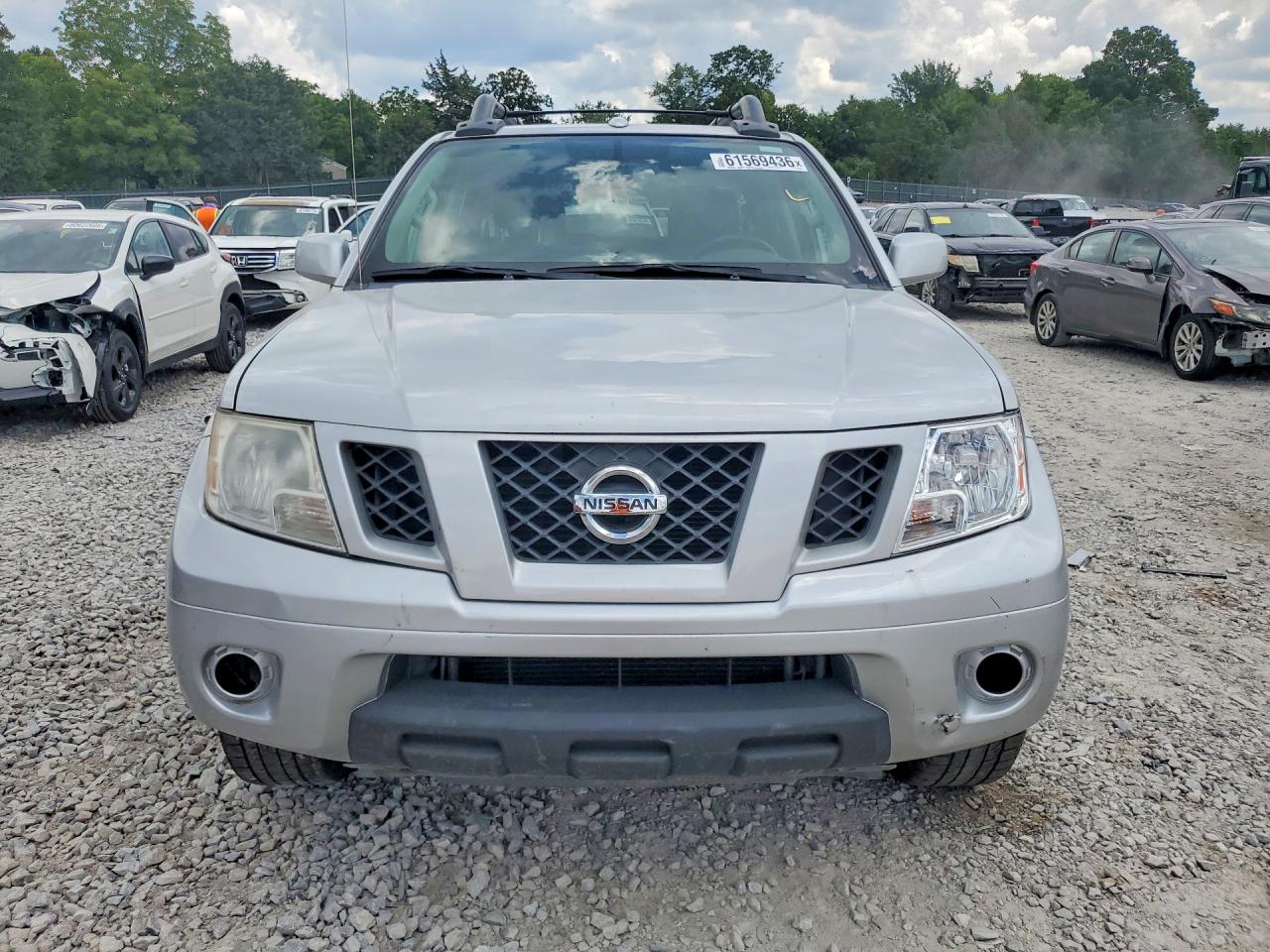 2012 NISSAN FRONTIER