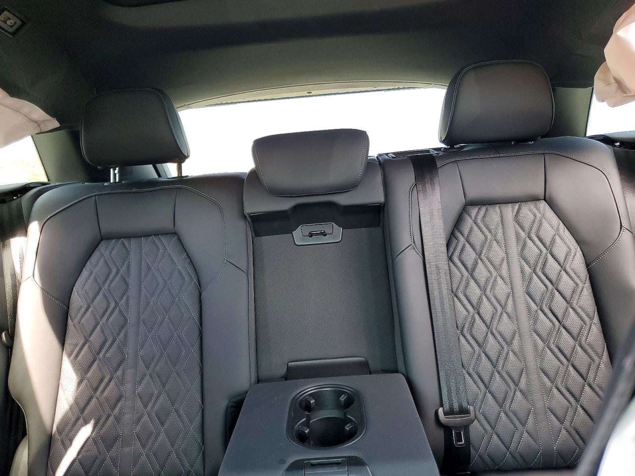 2025 AUDI SQ5