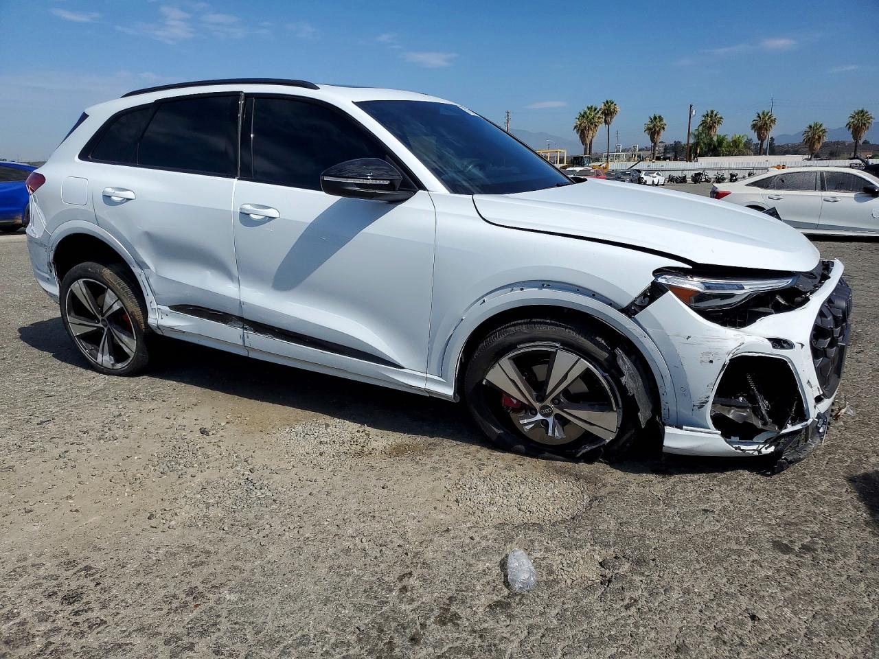 2025 AUDI SQ5