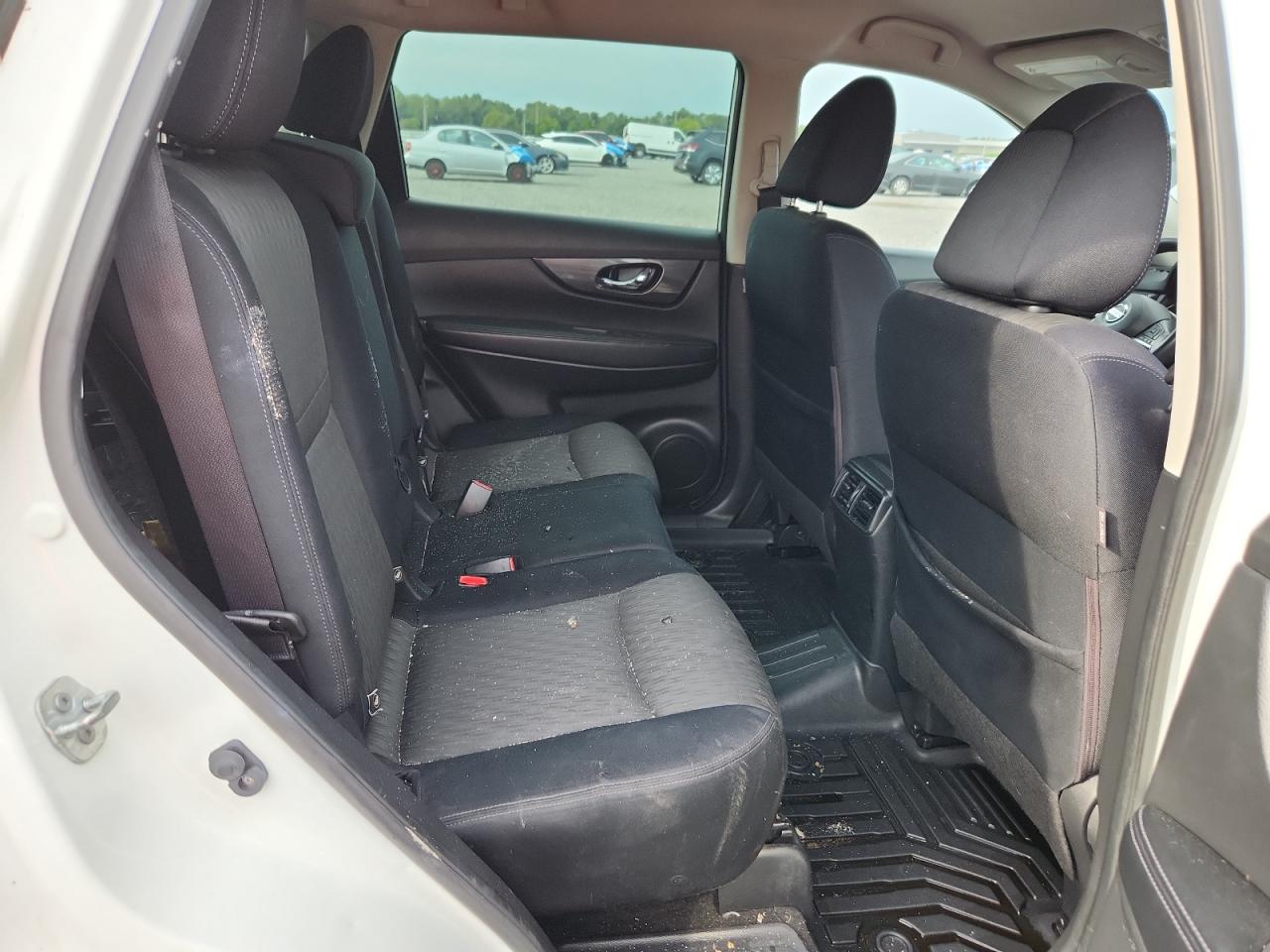 2017 NISSAN ROGUE
