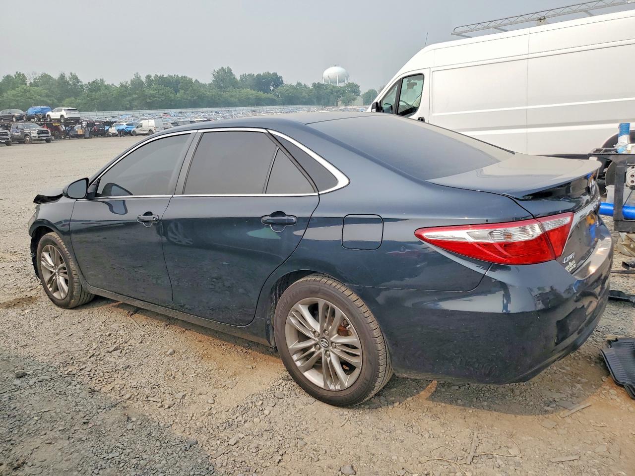 2017 TOYOTA CAMRY