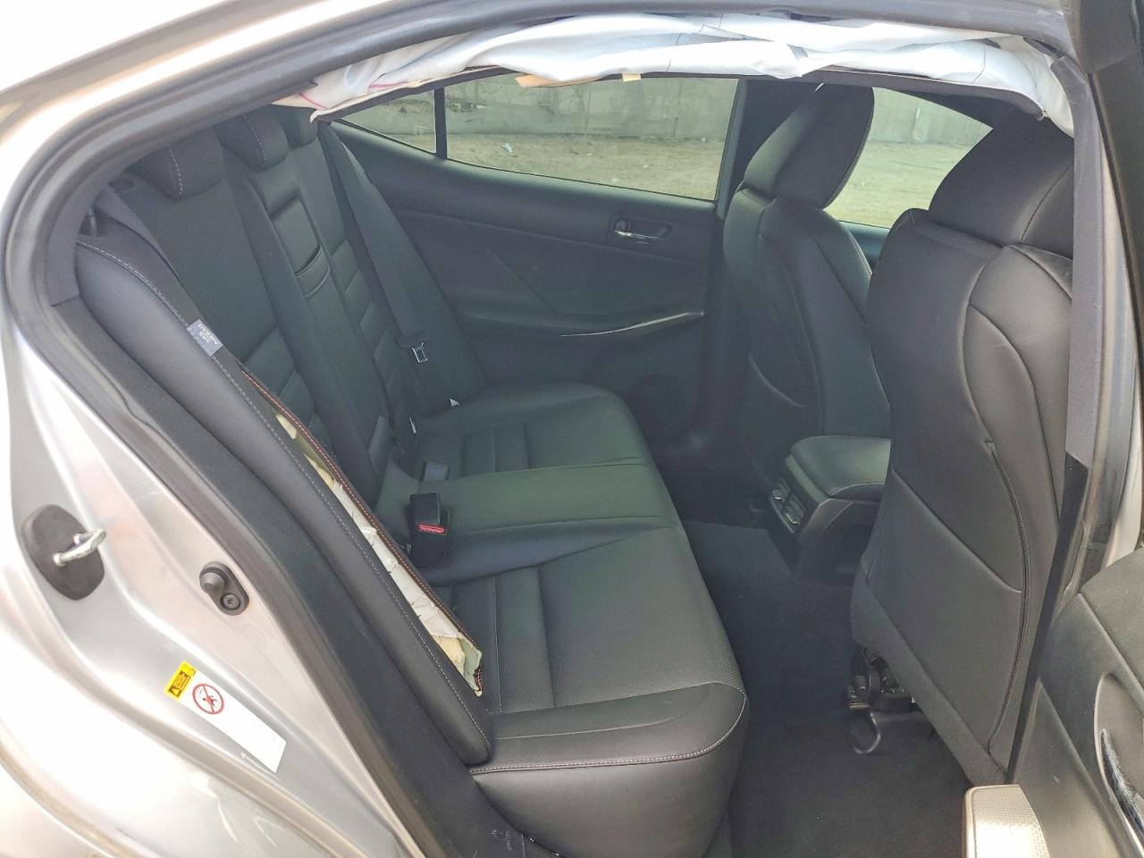 2016 LEXUS IS