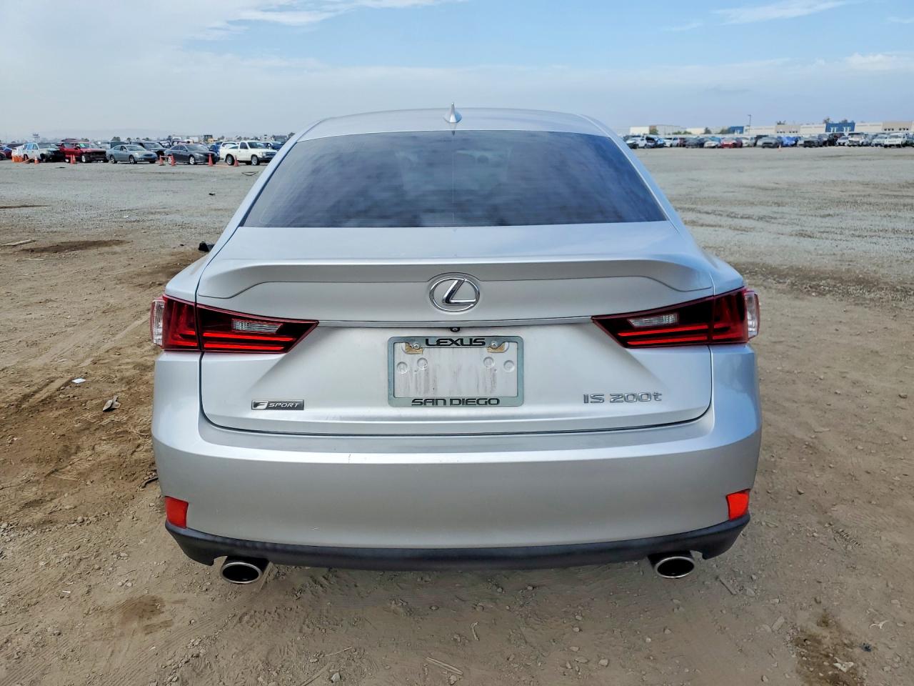 2016 LEXUS IS