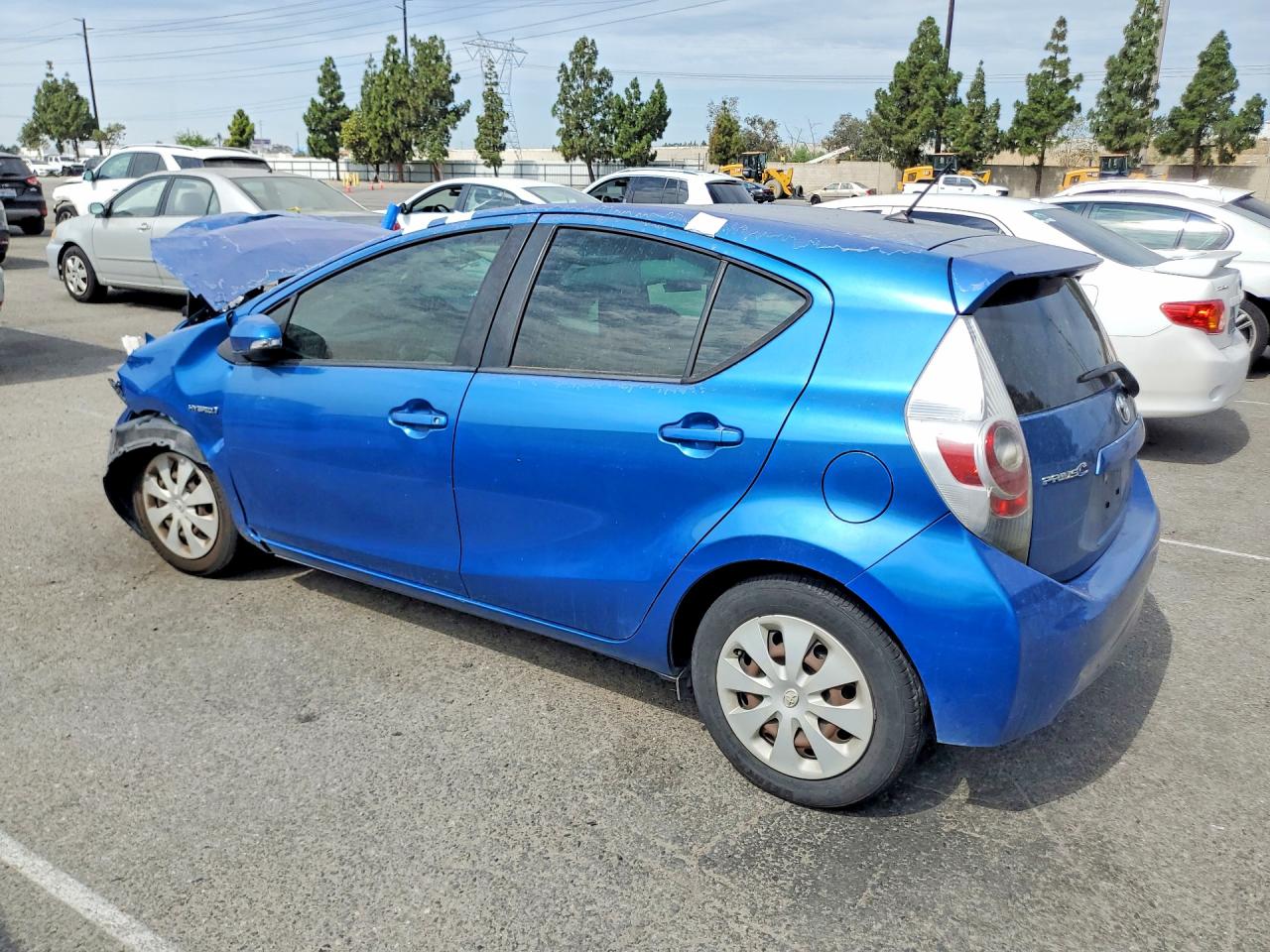 2013 TOYOTA PRIUS C ON