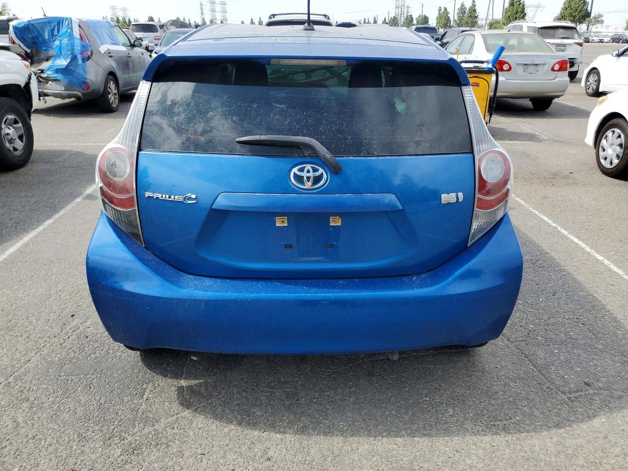 2013 TOYOTA PRIUS C ON