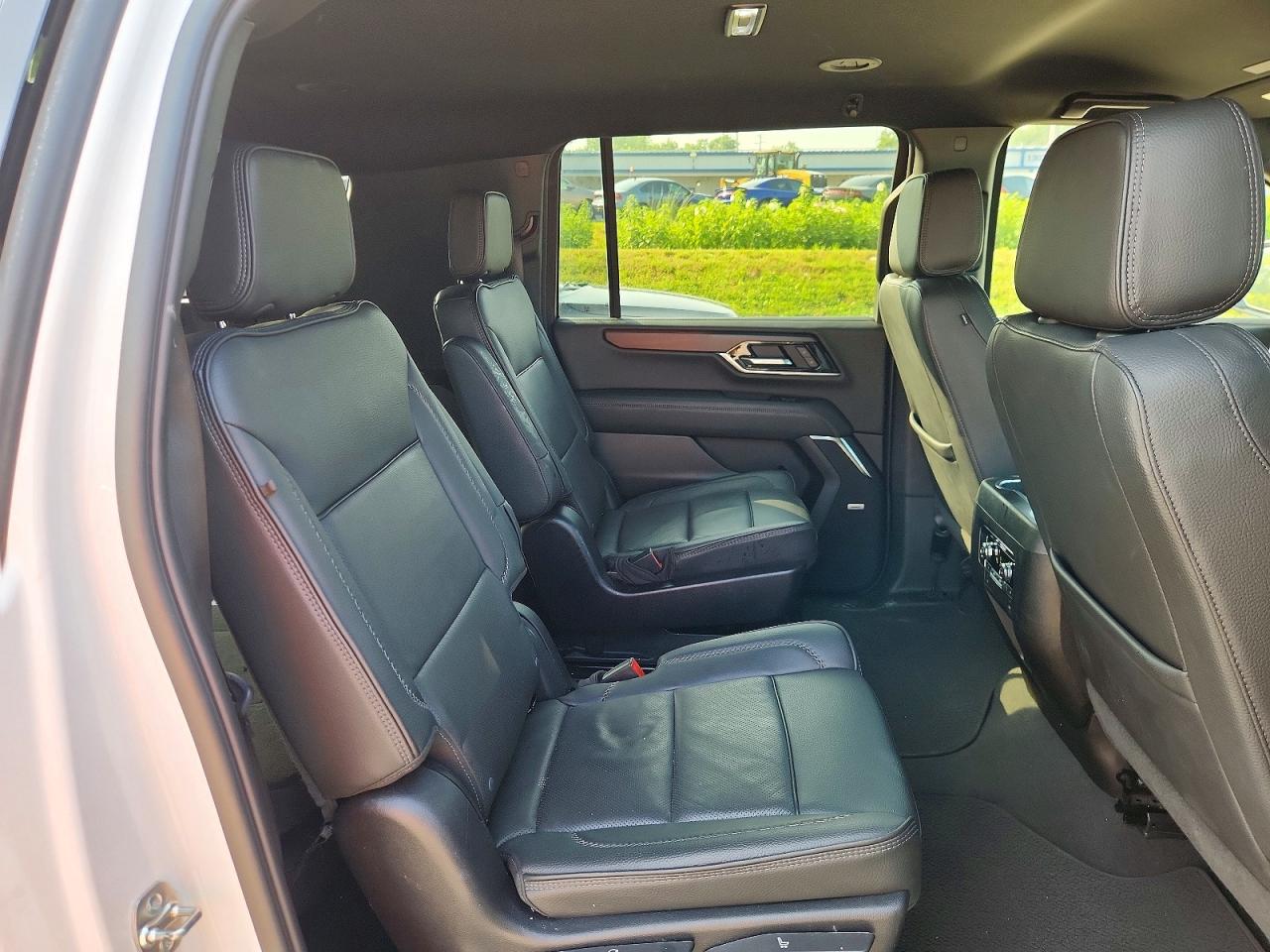 2025 GMC YUKON