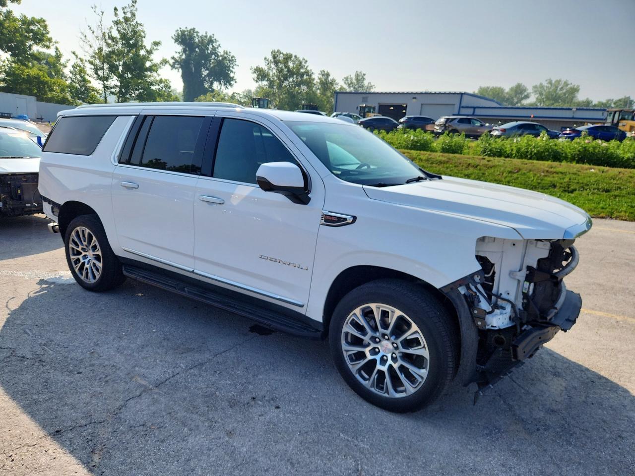 2025 GMC YUKON