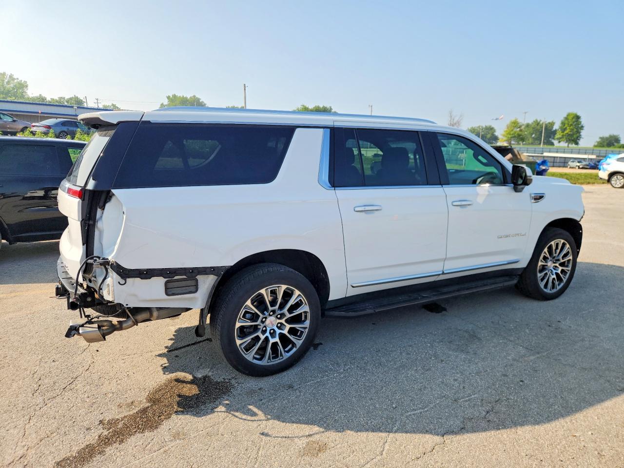 2025 GMC YUKON