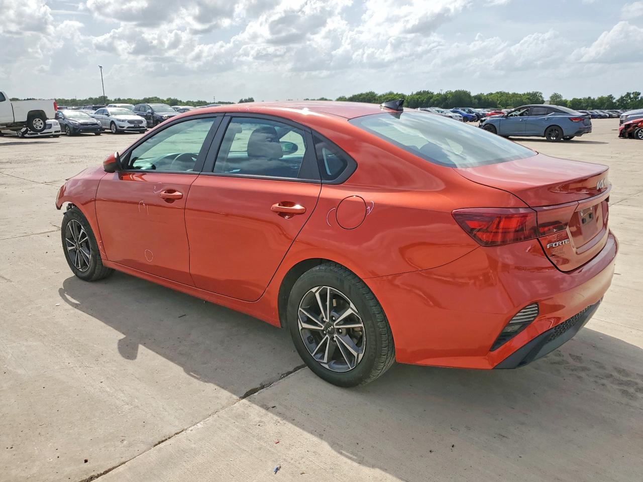 2023 KIA FORTE