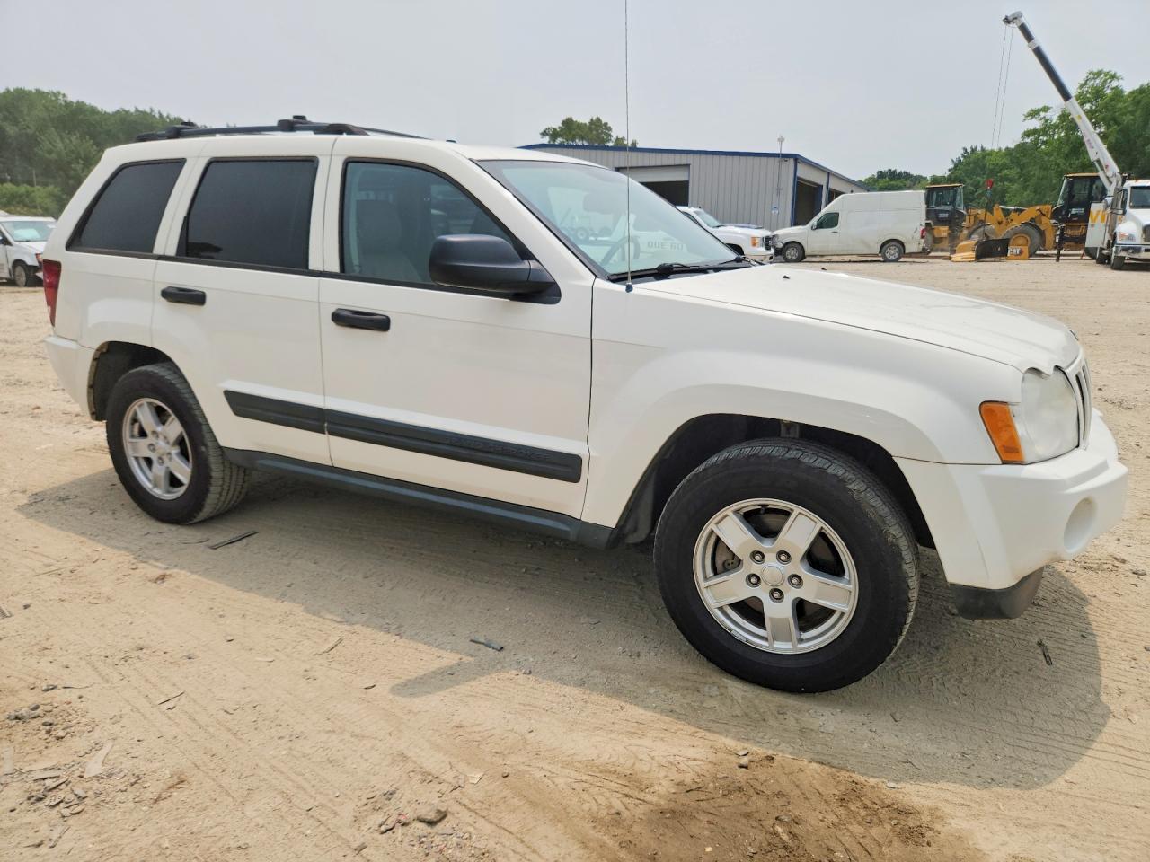 2005 JEEP CHEROKEE