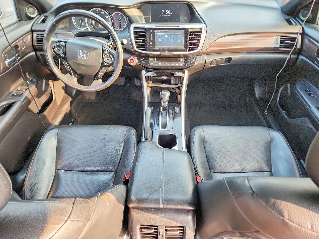 2017 HONDA ACCORD