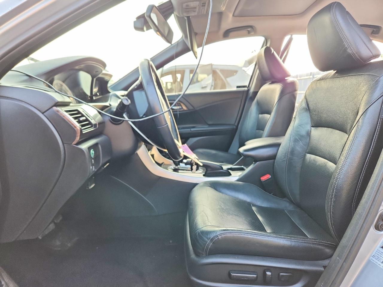 2017 HONDA ACCORD