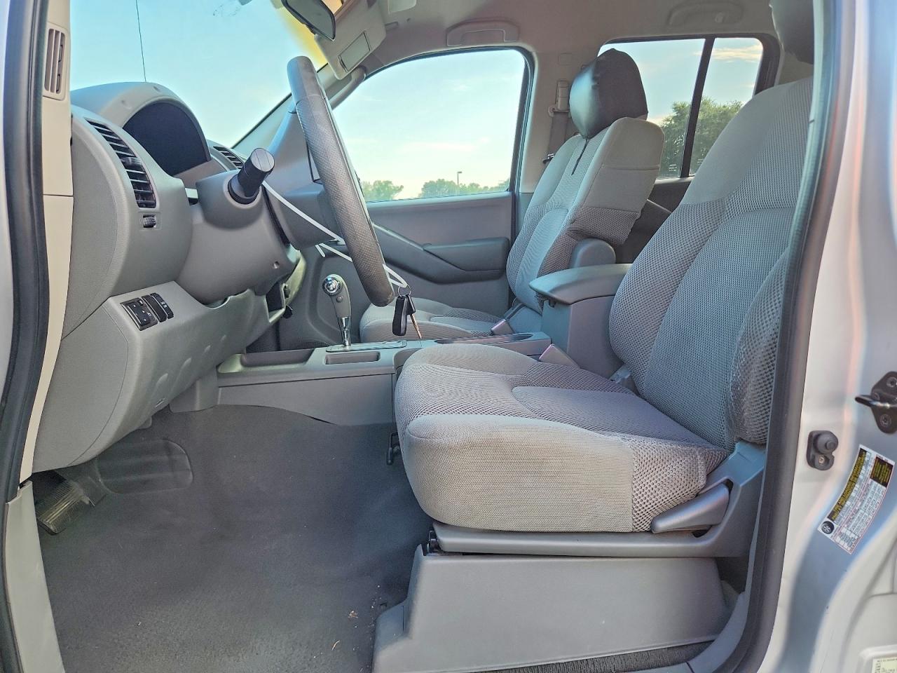 2006 NISSAN FRONTIER
