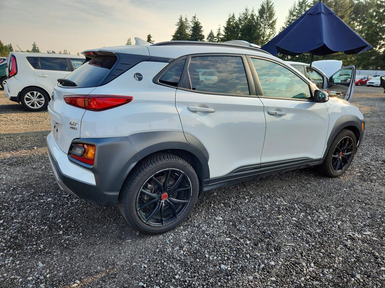 2021 HYUNDAI KONA