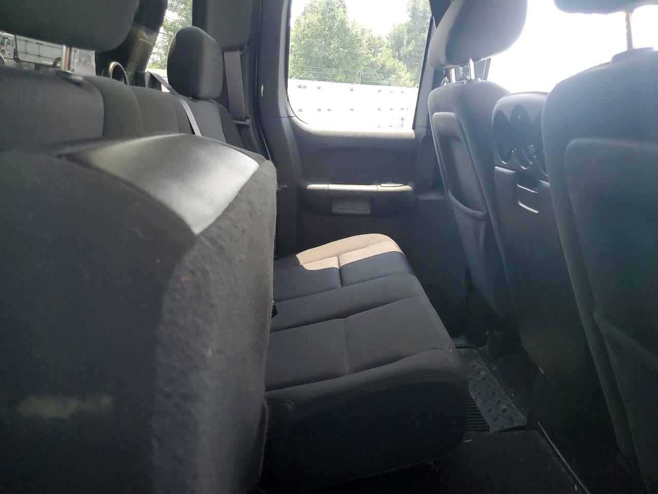 2011 CHEVROLET SILVERADO