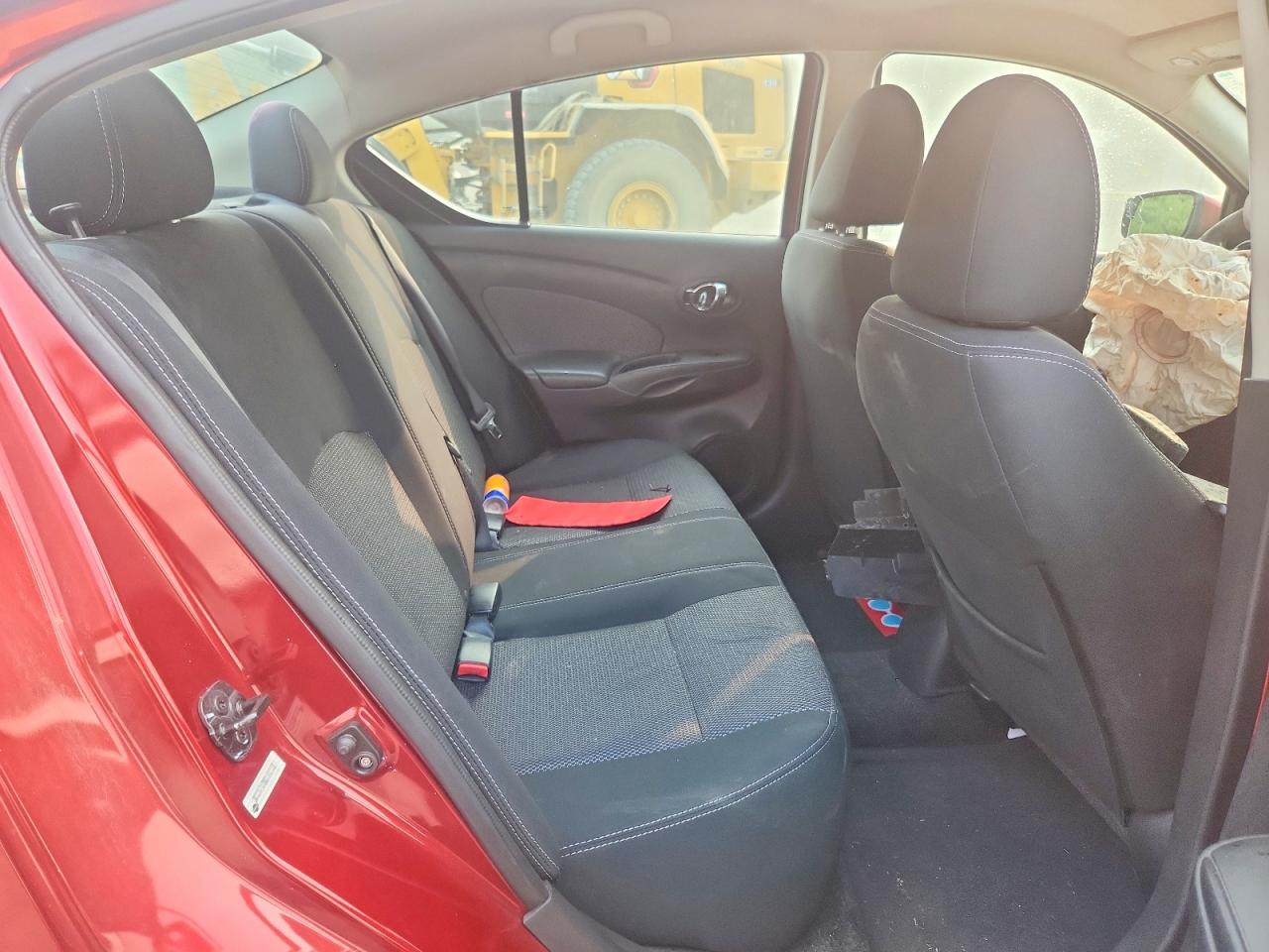 2016 NISSAN VERSA