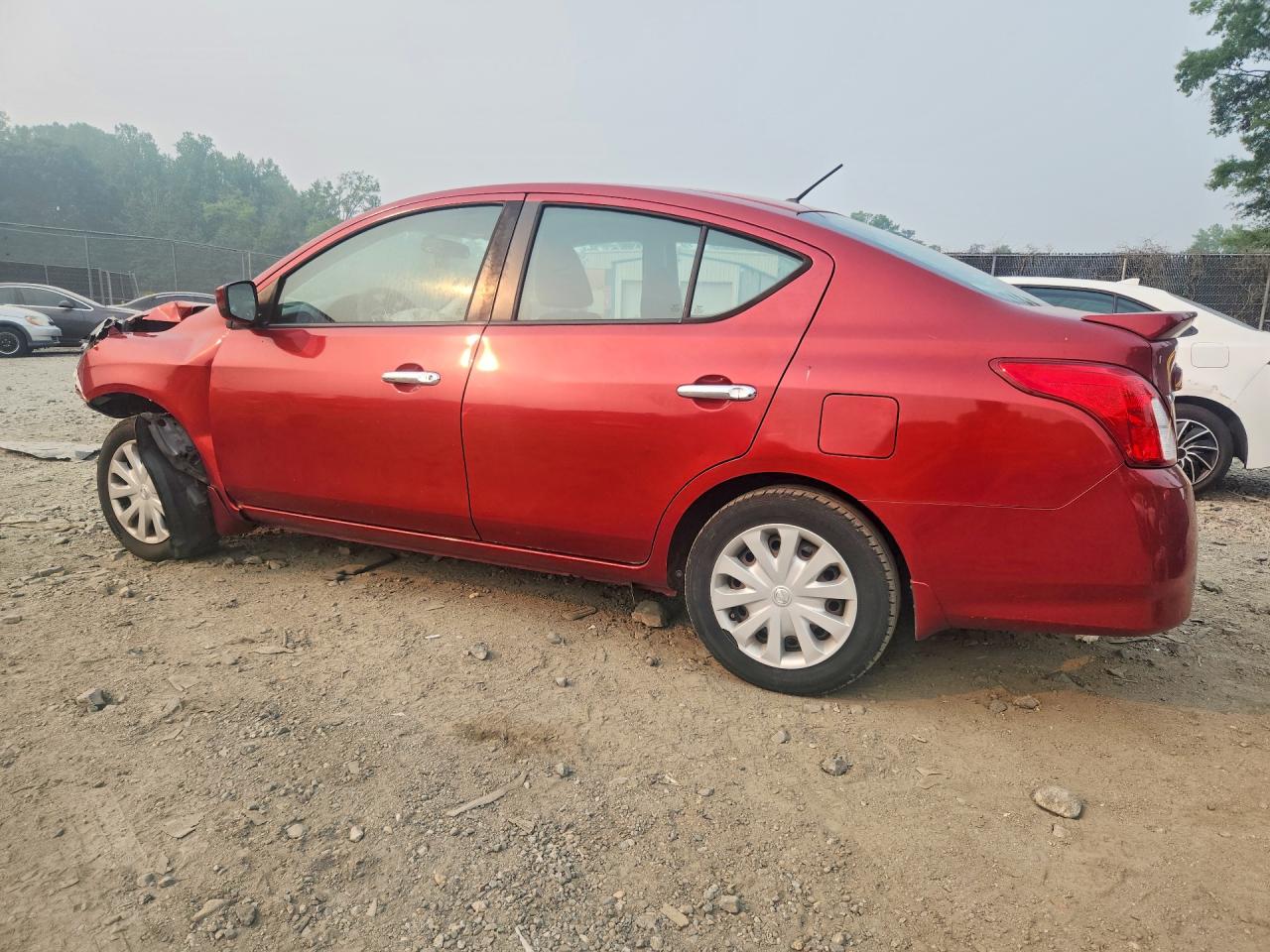 2016 NISSAN VERSA