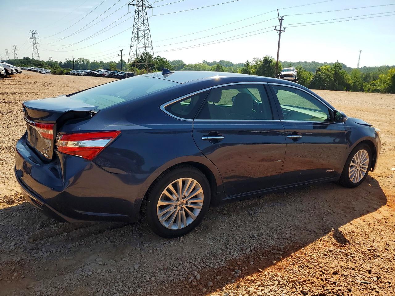 2014 TOYOTA AVALON