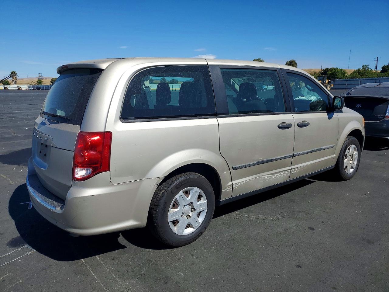 2013 DODGE CARAVAN