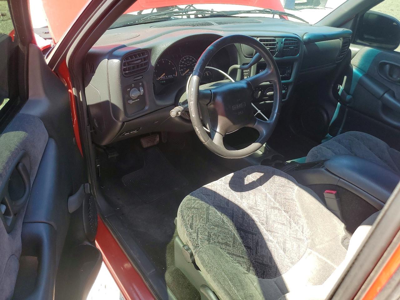 2002 GMC SONOMA