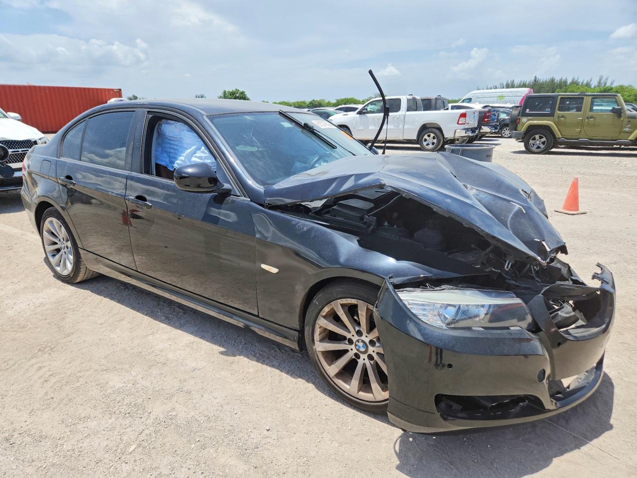 2011 BMW 3 SERIES