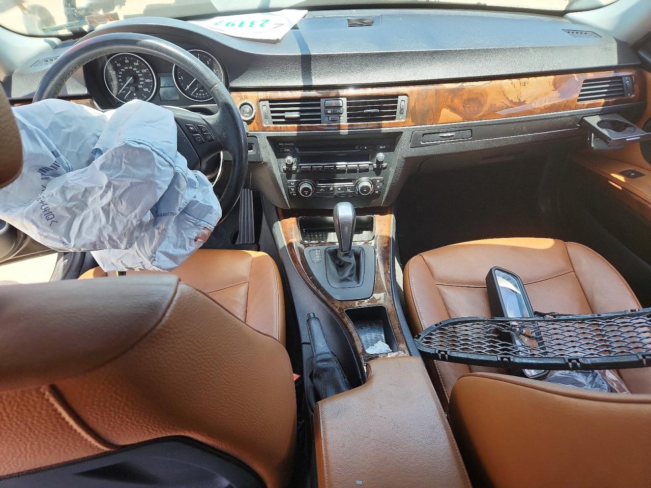 2011 BMW 3 SERIES