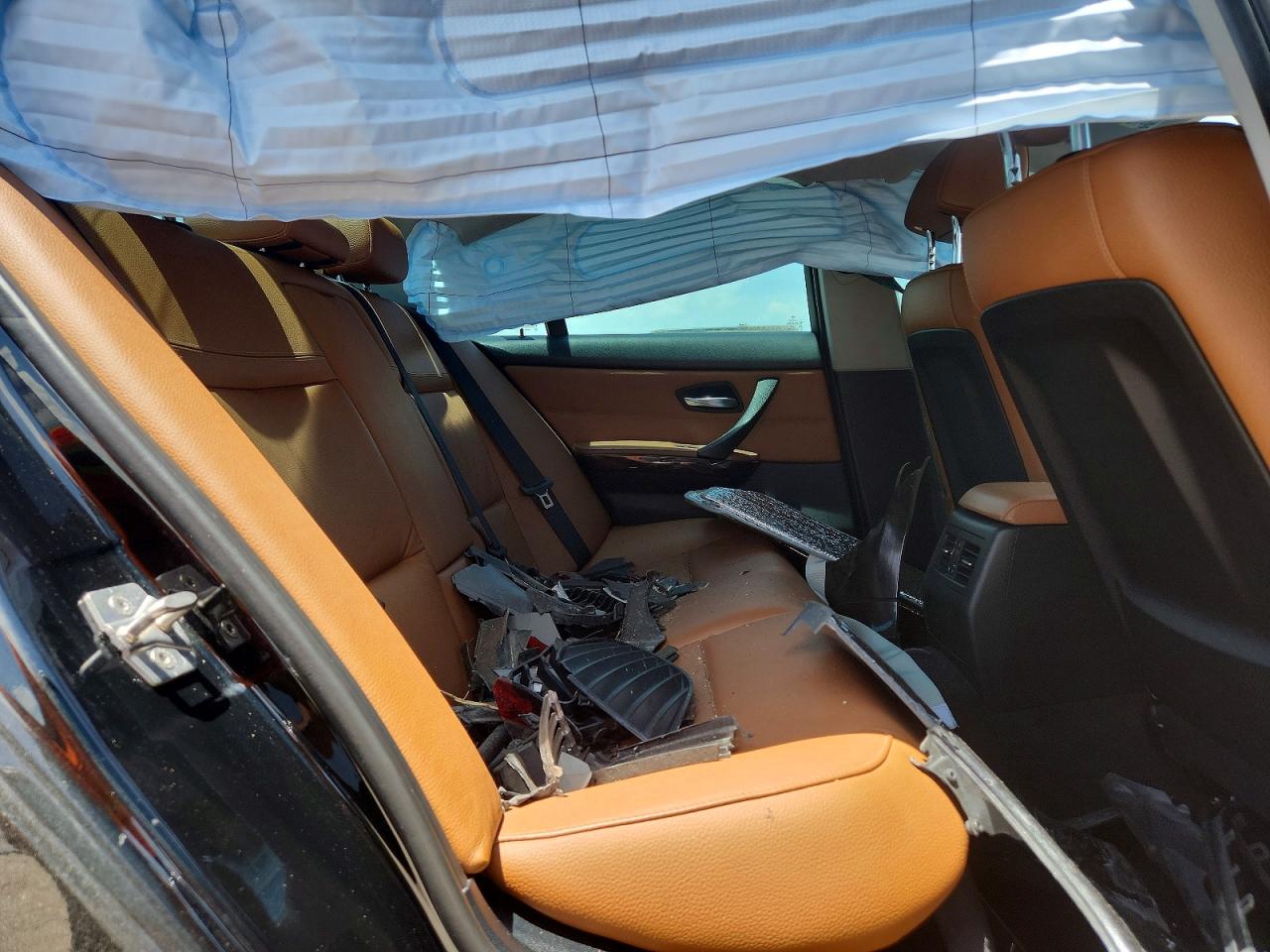 2011 BMW 3 SERIES
