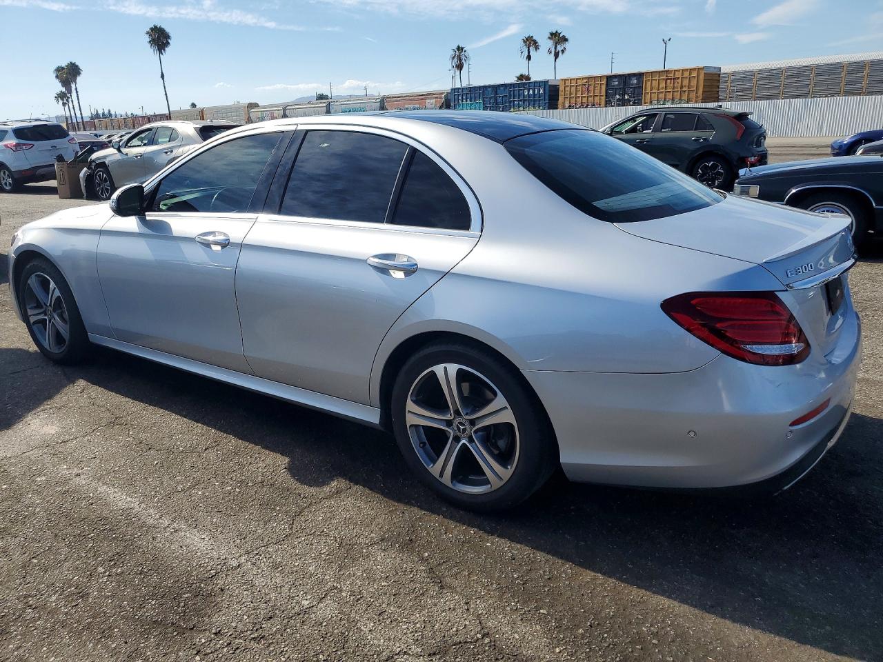 2017 MERCEDES-BENZ E-CLASS