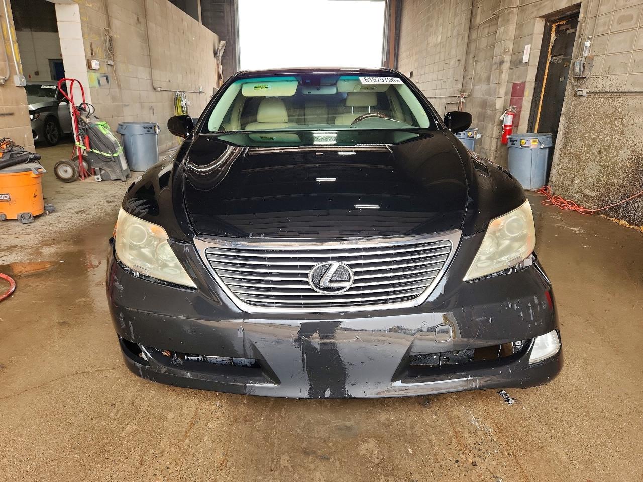 2009 LEXUS LS460