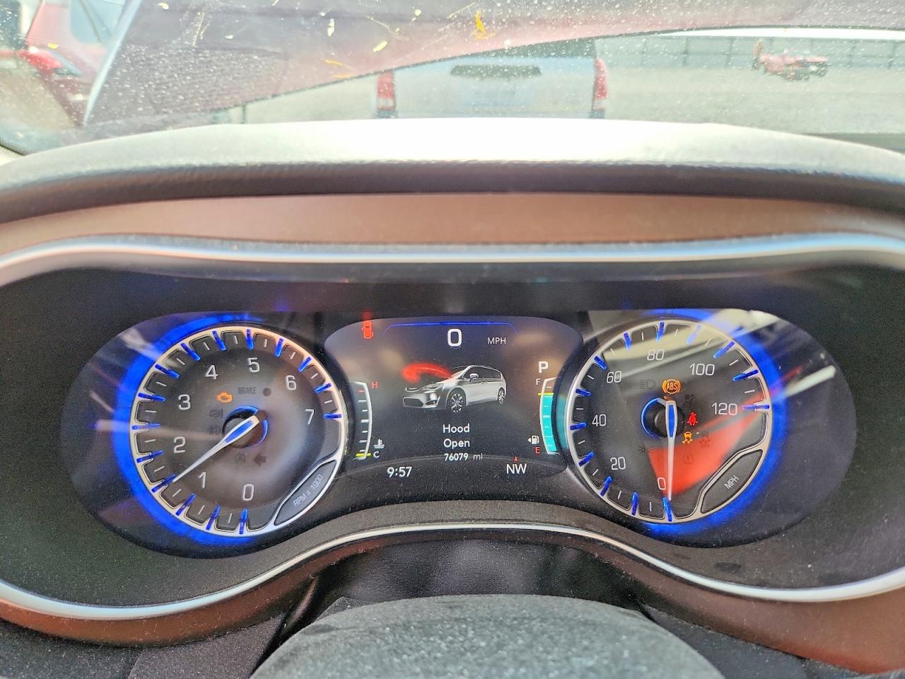 2017 CHRYSLER PACIFICA